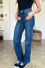 Load image into Gallery viewer, Judy Blue Tummy Control Straight Jeans
