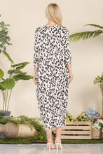 Load image into Gallery viewer, Leopard Contrast Dress with Pockets
