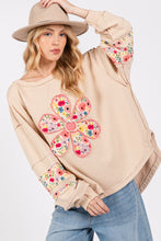 Load image into Gallery viewer, SAGE + FIG Daisy Patch Applique Long Sleeve Sweatshirt
