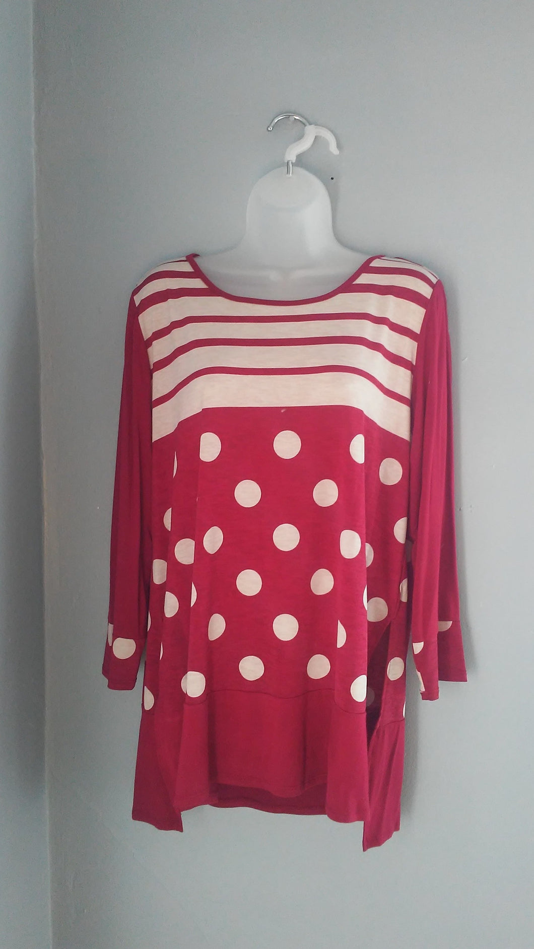 Adorable Curvy Red Top With White Polka Dots