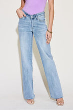 Load image into Gallery viewer, Judy Blue V Front Waistband Straight Jeans
